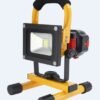 Synergy 21 LED AKKU Baustrahler 10W gelb/kaltweiß slider - Image 3