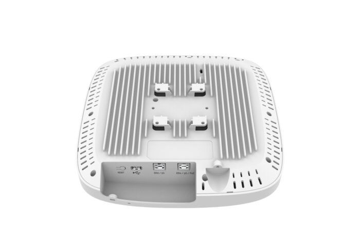 Cambium Networks XE5-8 5-Radio, tri-band Wi-Fi 6/6E - Image 8