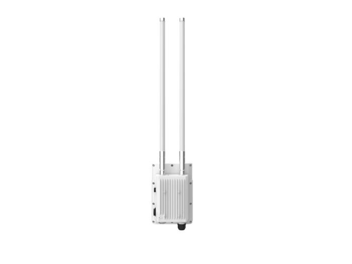 Milesight IoT LoRaWAN Gateway, UG67-L04EU-868M POE / Wi-Fi / LTE - Image 7