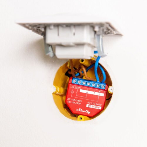 Shelly · Unterputz · "Plus 2PM" · Relais · max. 16A · 2 Kanäle · Messfunktion · WLAN · BT / Rollladenaktor