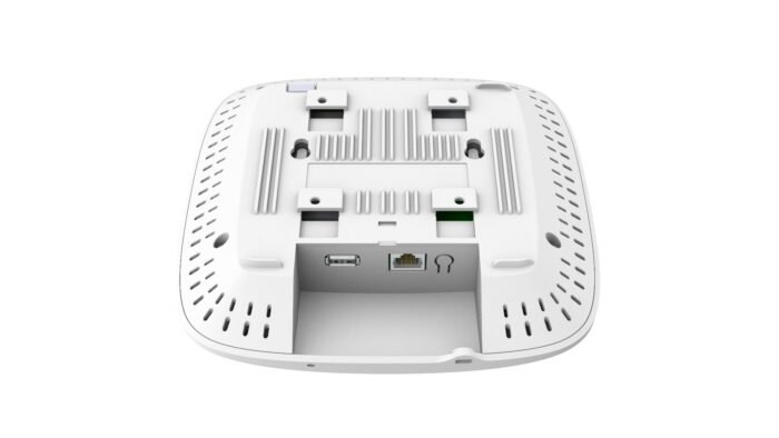 Cambium Wireless AP WIFI6 &bull AX1700 &bull 2x2 &bull Indoor &bull 2.5 GbE &bull XV2-2 &bull cnMaestro - Image 3