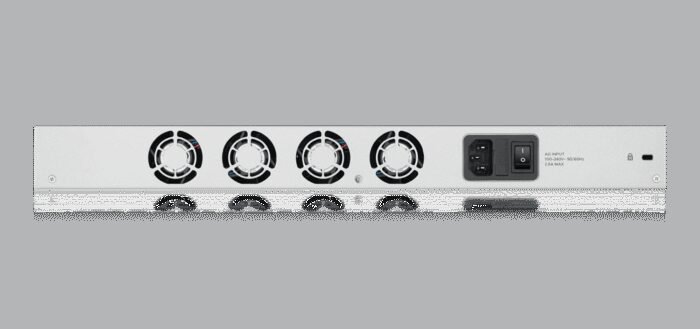 Zyxel Firewall USG FLEX 700 UTM Bundle - Image 2